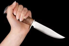 جريمة مروعة ..سيدة تقتل زوجها طعنا حتى الموت لانتقاده طعم القهوة!