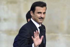 أمير قطر يتوجه إلى إيران