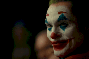 خواكين فينكس عائد بجزء جديد من فيلم "joker"