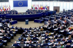 البرلمان الأوروبي يدعو لعقد مؤتمر دولي للسلام على أساس حل الدولتين
