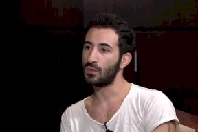 شاعر لبناني: حاولت إقناع أدهم نابلس بعدم الاعتزال!