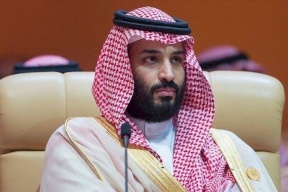 ولي عهد السعودية يبدأ جولة تشمل مصر والأردن وتركيا