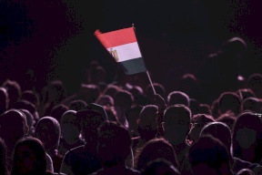 مصر.. توقيف طبيب شرعي زعم التحدث مع الجثث