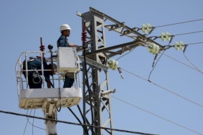 سلطة الطاقة تعلن نسبة ارتفاع أسعار الكهرباء وموعد البدء بها
