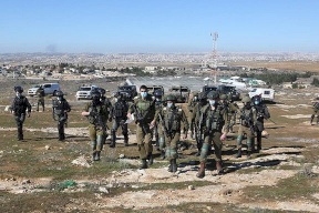 الاحتلال يستولي على "حفار" في مسافر يطا