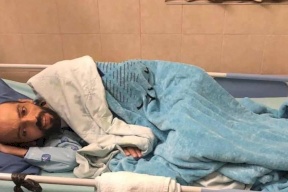 بالصور| الأسير خليل عواودة بعد 170 يوماً من اضرابه عن الطعام وتجميد اعتقاله