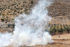 إصابة عشرات المواطنين بجروح وبحالات اختناق برصاص قوات الاحتلال في قرى بالضفة الغربية