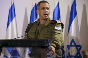 كوخافي: إسرائيل هاجمت قافلة عند الحدود السورية العراقية قبل شهر