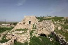 وزارة السياحة تدين اقتحام الاحتلال لقلعة البرج الأثرية