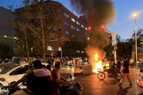 حصيلة رسمية- 17 قتيلاً في المظاهرات التي تهز إيران منذ أيام (فيديو)