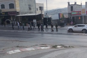 مستوطنون يهاجمون جنود الاحتلال بالقرب من نابلس