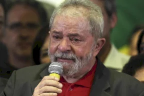 لولا دا سيلفا يفوز بانتخابات الرئاسة في البرازيل