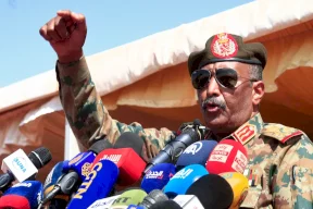 الجيش السوداني: البرهان تسلم مبادرة "إيغاد" لحل الأزمة