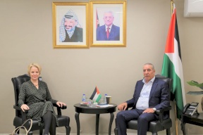 الشيخ يلتقي ممثلة سويسرا لدى دولة فلسطين في رام الله