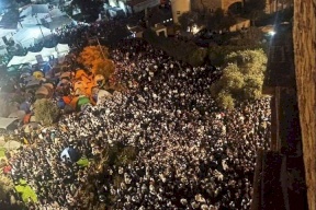 آلاف المستوطنين يستبيحون الحرم الإبراهيمي