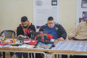 بالصور| في اليوم العالمي لذوي الإعاقة: افتتاح البازار الخيري الثاني في جامعة القدس