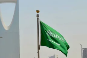 قرار سعودي جديد بشأن دخول المسافرين إلى قطر