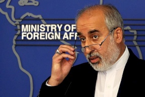 طهران: الحكومات التي تستخدم العنف ضد مواطنيها لا يحق لها التدخل في شؤوننا