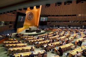 الجمعية العامة للأمم المتحدة تتبنى قراراً بتمديد ولاية وكالة الأونروا