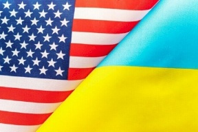 بايدن وزيلينسكي يبحثان هاتفيا الدعم الأمريكي لأوكرانيا