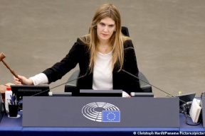 سجن نائبة رئيسة البرلمان الأوروبي بشبهات فساد "متعلقة بقطر"!