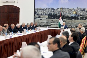صور- الرئيس عباس يعلن عن حملة دولية لتوفير الحماية للشعب الفلسطيني