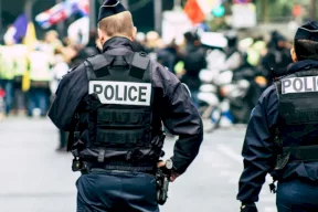 مقتل 3 أشخاص في إطلاق نار وسط باريس واعتقال المشتبه به