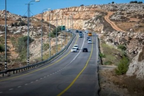 تخصيص 8 مليارات شيكل لتطوير الطرق الاستيطانية في الضفة الغربية