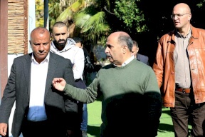  وزير الزراعة ورئيس هيئة مقاومة الجدار يتفقدان أحوال المزارعين في بادية القدس 