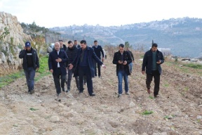  وزير الزراعة ووزير القدس يتفقدان أحوال القطاع الزراعي في قرى شمال غرب القدس