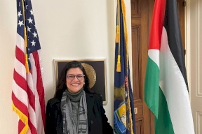  طليب ترفع علم فلسطين بمكتبها: فخورة بكوني أمريكية فلسطينية