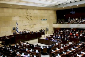 الكنيست يقر مشروع قانون يخص الدبلوماسيين الإسرائيليين