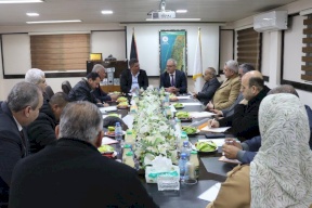 الشؤون المدنية تجتمع مع غرفة تجارة وصناعة محافظة غزة