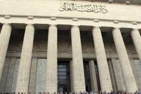 الإعدام لمصري قتل زوجته طعنا بسبب خلافات مالية
