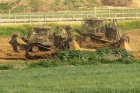  انفجار عبوة ناسفة في جرافة إسرائيلية على حدود قطاع غزة