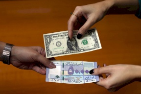 سعر صرف الدولار مقابل الليرة اللبنانية يقترب من عتبة تاريخية