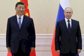 بوتين يعلن انه سيزور الصين الشهر المقبل بدعوة من شي جينبينغ