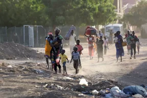 الأمم المتحدة تكشف عدد الهاربين من السودان إلى دول مجاورة