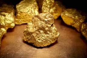 العراق يعزز احتياطي الذهب 2% في يوم واحد