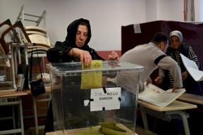 إغلاق مكاتب الاقتراع في تركيا بدون تسجيل حوادث تذكر