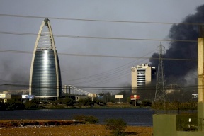 الدوحة وعواصم عربية تدين اقتحام السفارة القطرية في السودان