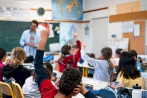 جدل في فرنسا حول طلب تقييم معدل التغيب عن المدارس خلال عيد الفطر