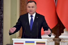 تشكيل لجنة تحقيق مثيرة للجدل حول "النفوذ الروسي" في بولندا