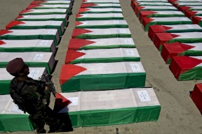 أقدمهم منذ 1980.. إسرائيل تحتجز جثامين 12 أسيراً