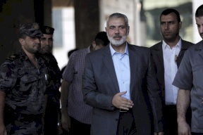 وفد من قيادة حركة حماس برئاسة هنية يصل القاهرة