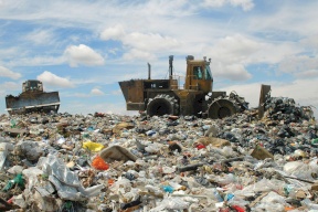 كم يُنتج الفلسطيني من النفايات يومياً؟