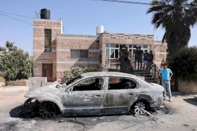 هجمات وحشية للمستوطنين في ترمسعيا: شهيد وإصابات وحرق للمنازل والمركبات (فيديو)