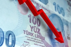 الليرة التركية تتجه لتسجيل أطول سلسلة خسائر أسبوعية خلال 24 عاماً
