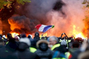 توقيف 150 شخصا في فرنسا جراء أعمال شغب وماكرون يدعو إلى اجتماع خلية أزمة