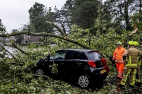هولندا تشهد أقوى عاصفة صيفية في تاريخها